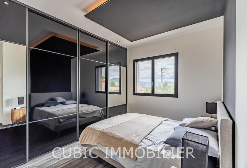 Maison - 127 m² - 4 pièces