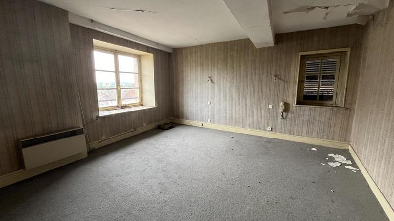 Immeuble - 270 m² - 6 pièces