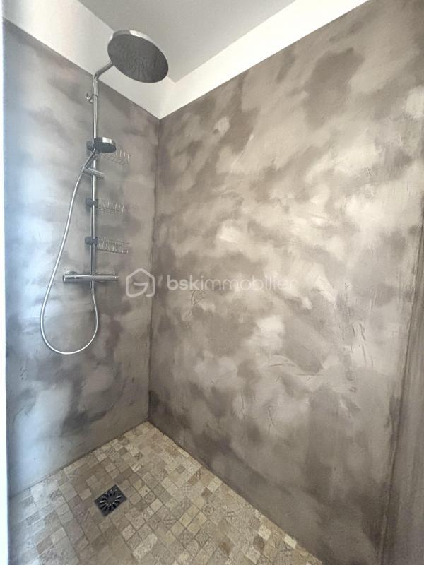 Maison traditionnelle - 94 m² - 4 pièces