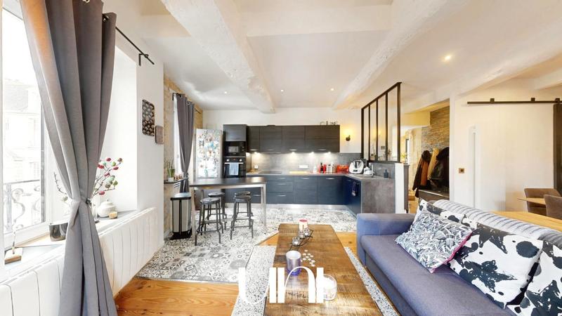 Maison - 105 m² - 4 pièces