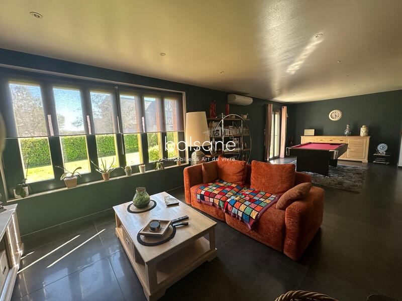 Maison - 162 m² - 7 pièces