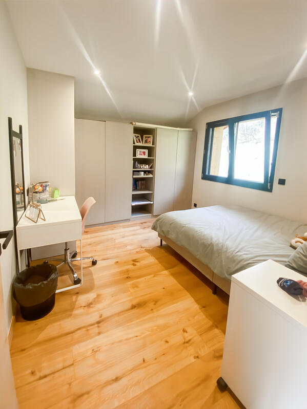 Villa - 140 m² - 5 pièces