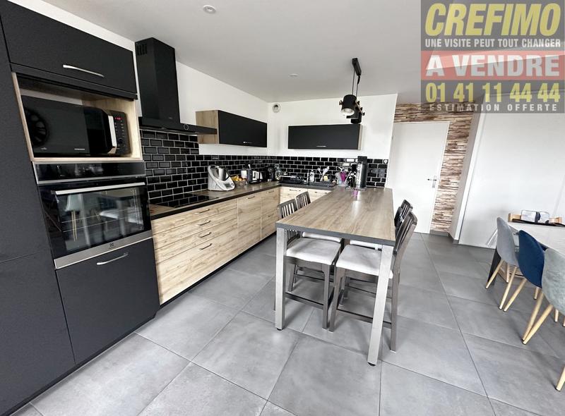 Appartement - 81 m² - 4 pièces