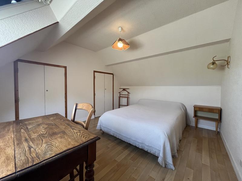 Maison - 144 m² - 8 pièces