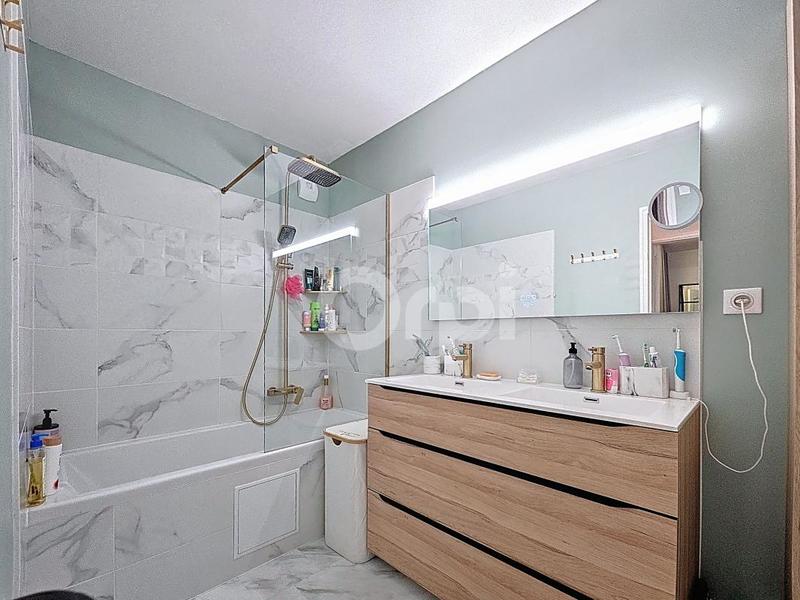 Appartement - 115 m² - 5 pièces