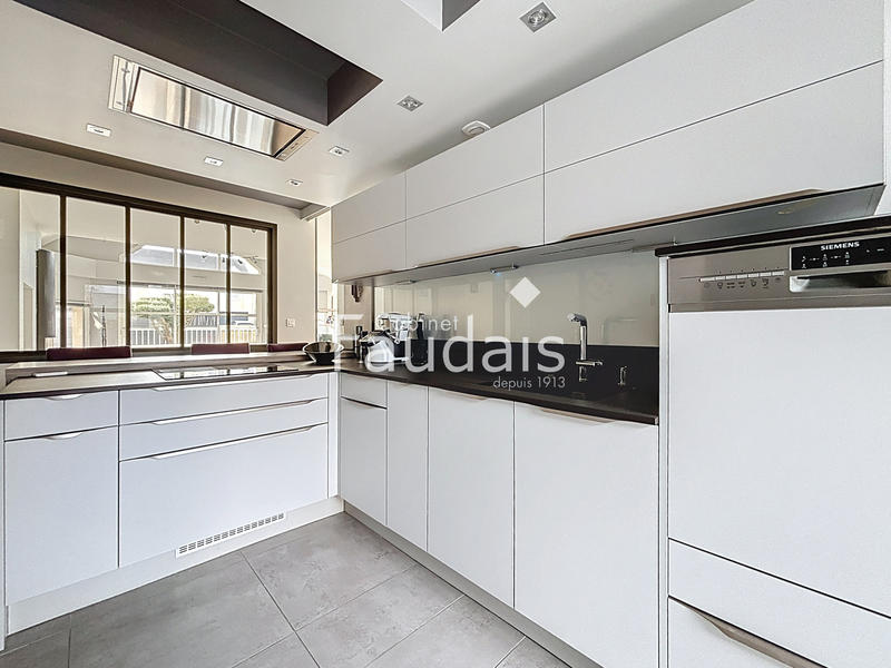 Maison - 168 m² - 5 pièces