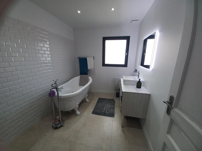 Maison - 101 m² - 5 pièces