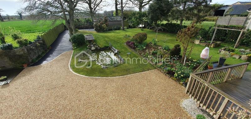 Maison en pierre - 202 m² - 10 pièces