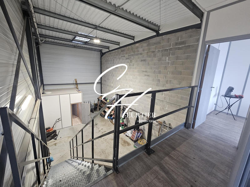 Entrepôt - 129 m²
