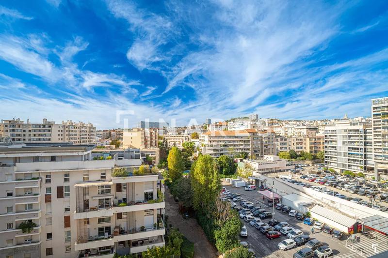 Appartement - 123 m² - 4 pièces