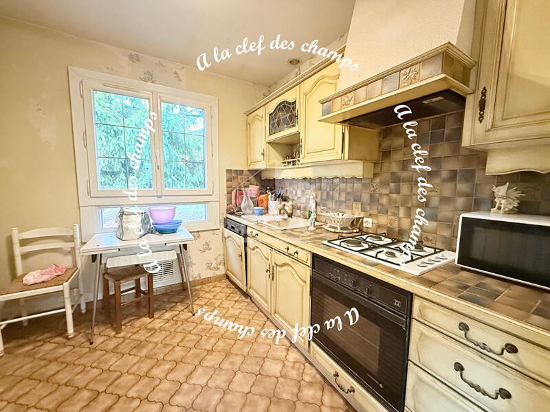 Maison - 83 m² - 5 pièces