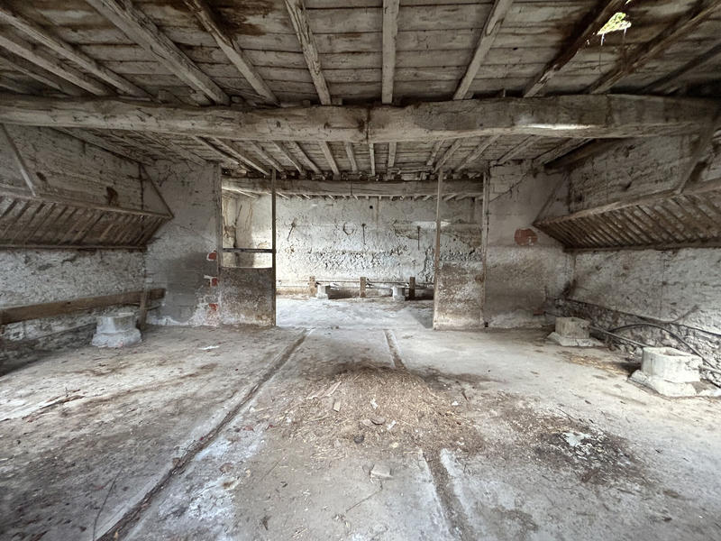 Maison - 90 m² - 1 pièce