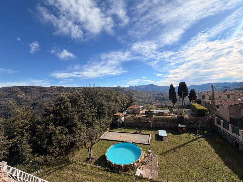 Maison - 155 m² - 6 pièces