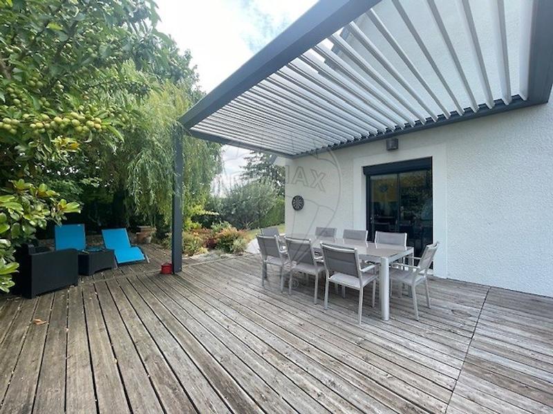 Maison - 143 m² - 6 pièces