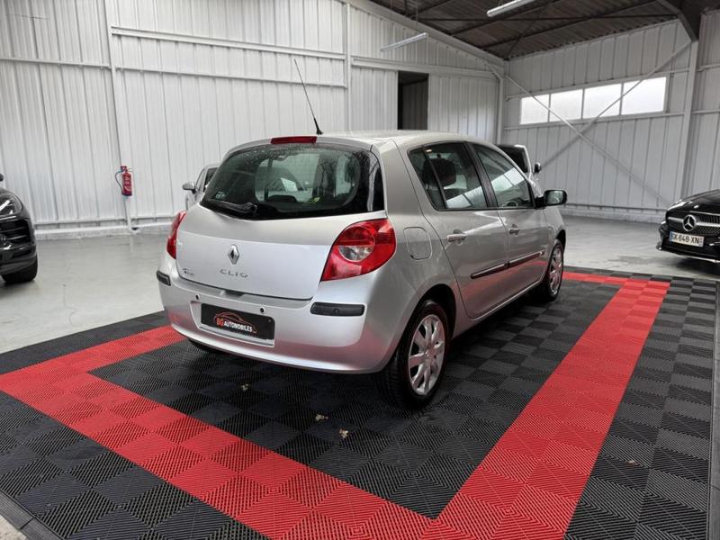 Renault Clio 1.5 dCi 85 Ch Bv Quickshift Dynamique - Garantie 6 Mois