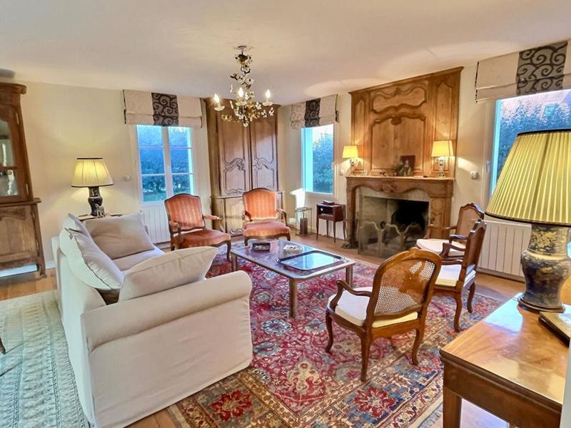 Villa - 306 m² - 11 pièces