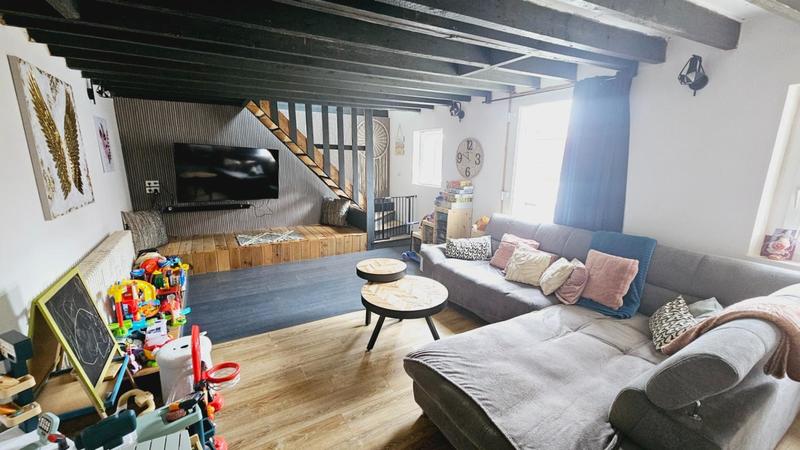 Corps de ferme - 222 m² - 9 pièces