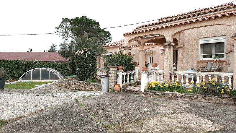 Villa - 137 m² - 6 pièces