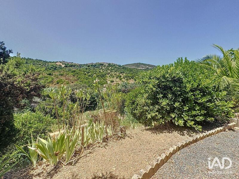 Maison - 127 m² - 7 pièces