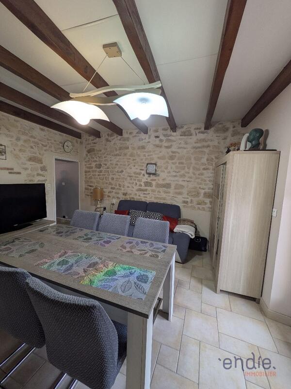 Maison - 180 m² - 8 pièces