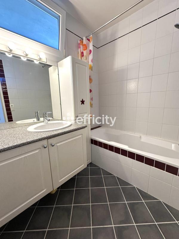 Appartement - 86 m² - 3 pièces