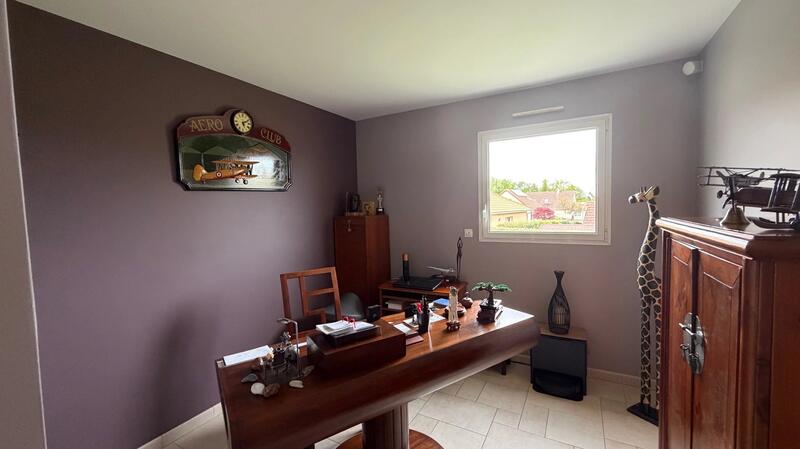 Maison - 250 m² - 9 pièces