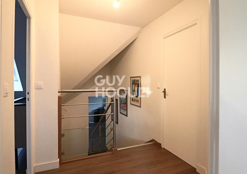 Maison - 140 m² - 5 pièces