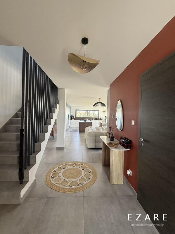 Maison - 190 m² - 6 pièces