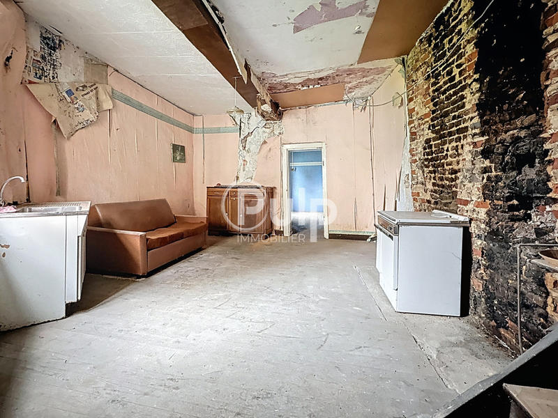 Maison - 200 m² - 12 pièces