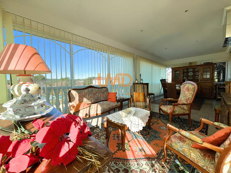 Villa - 286 m² - 7 pièces