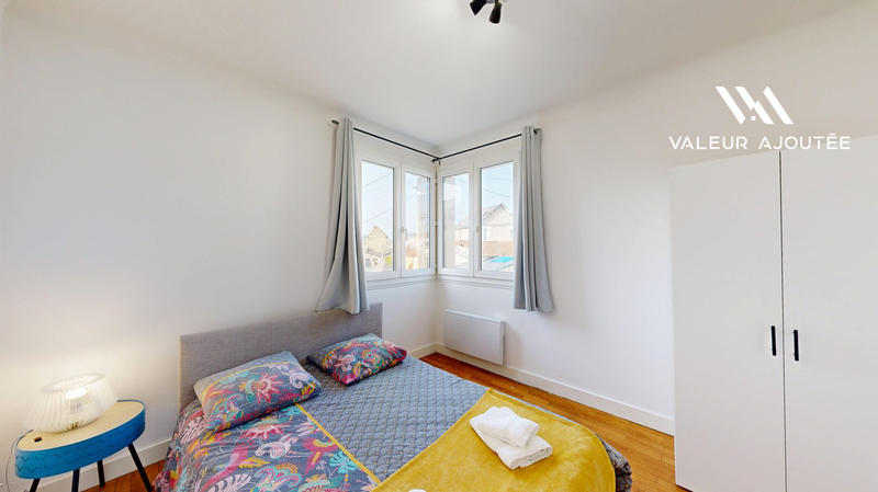 Maison - 107 m² - 6 pièces