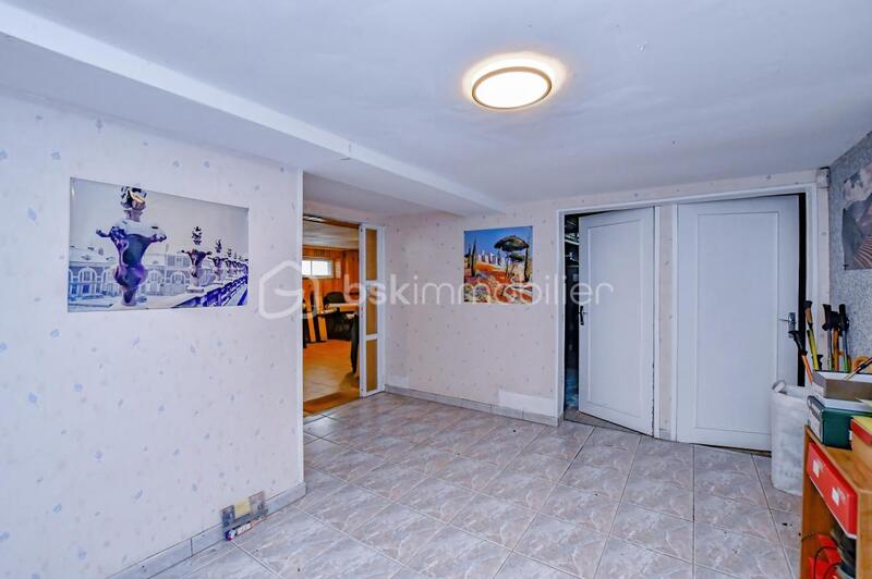 Pavillon - 150 m² - 6 pièces