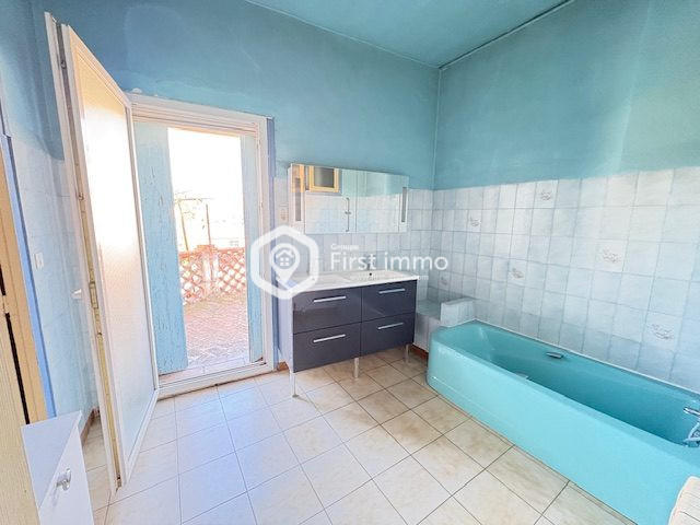 Maison - 196 m² - 7 pièces