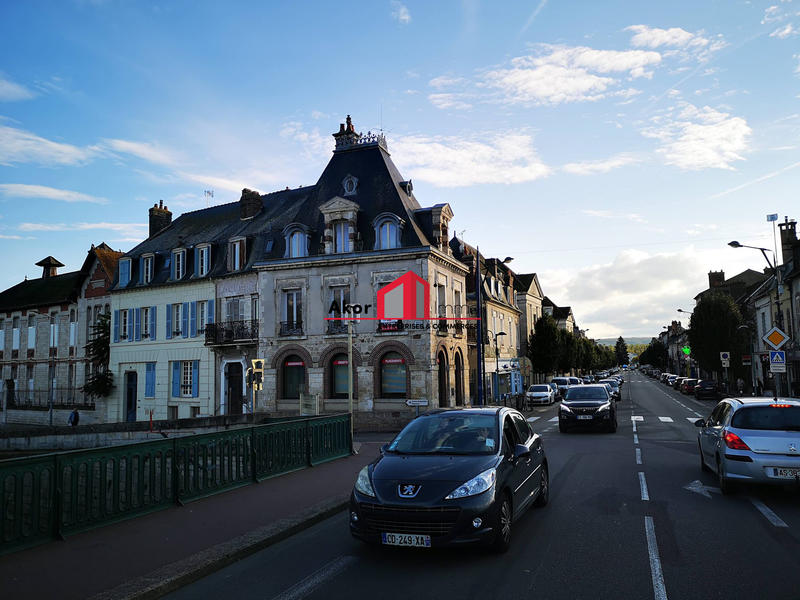 Bureau - 85 m² - 5 pièces