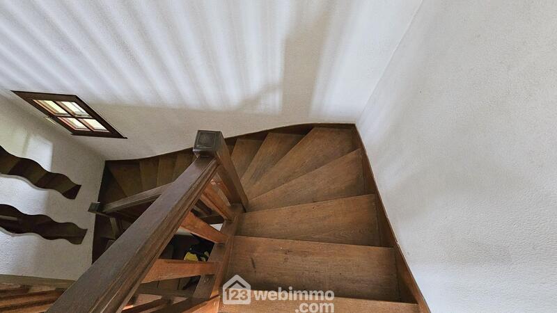 Maison - 171 m² - 6 pièces