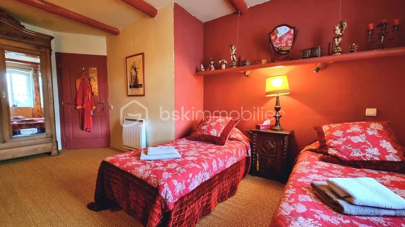 Maison de village - 190 m² - 7 pièces