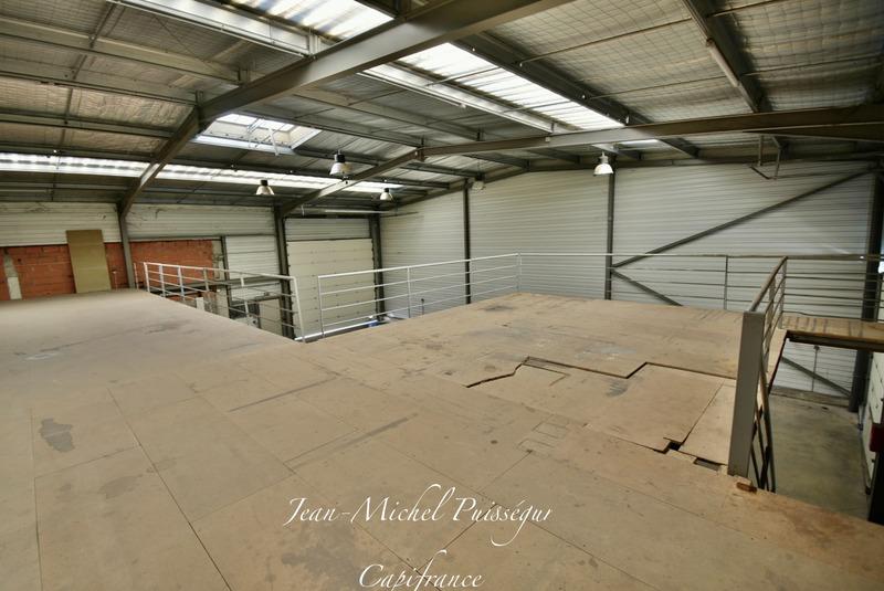 Bureau - 320 m² - 3 pièces