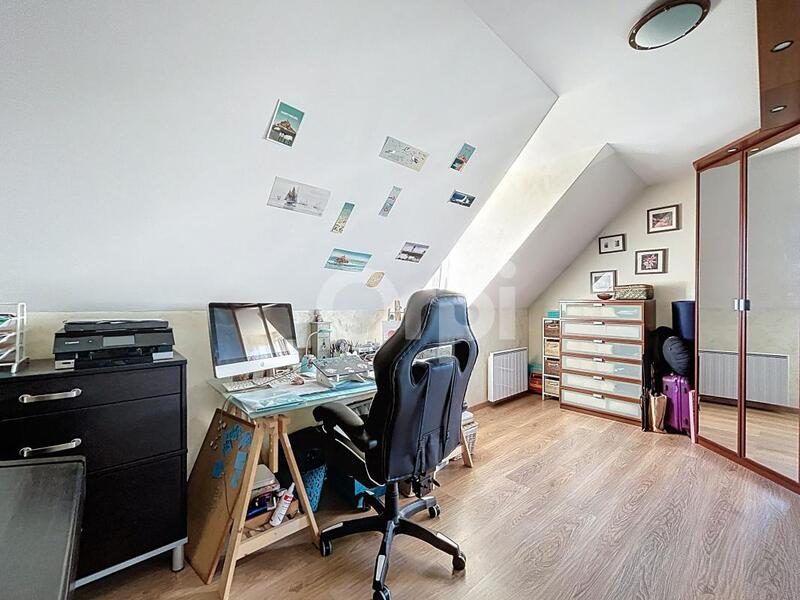 Maison - 105 m² - 6 pièces