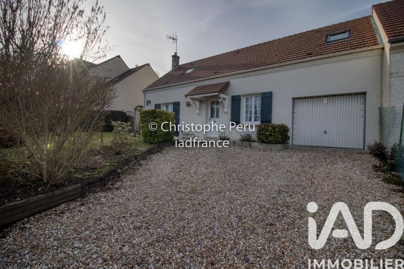 Maison - 92 m² - 5 pièces