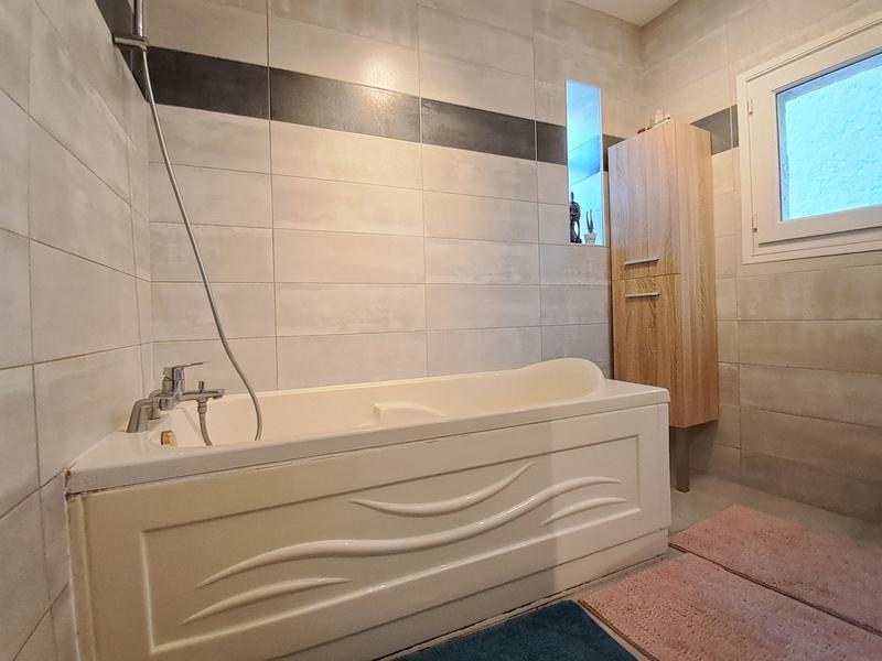 Maison - 86 m² - 5 pièces