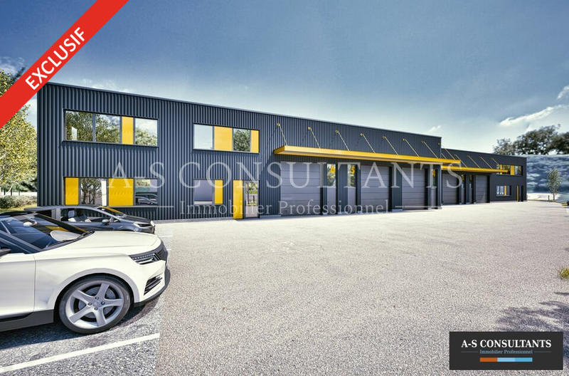 Local d'activité / Entrepôt - 122 m²