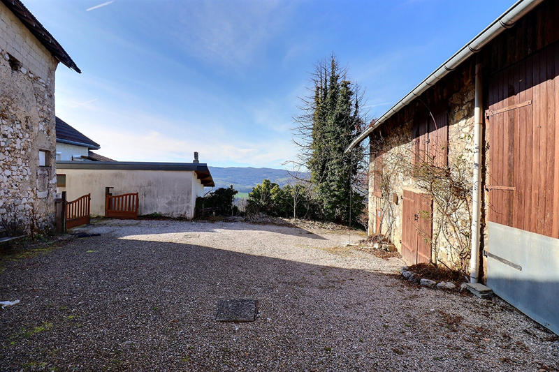 Maison - 114 m² - 6 pièces