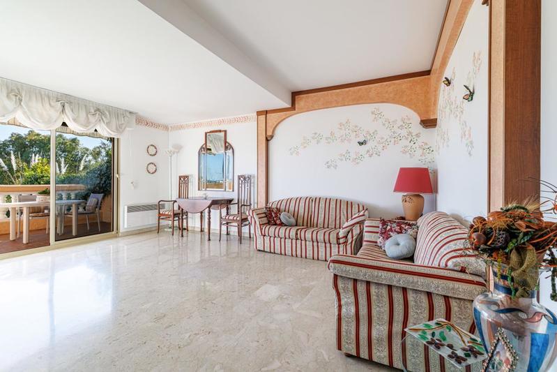 Appartement - 79 m² - 3 pièces