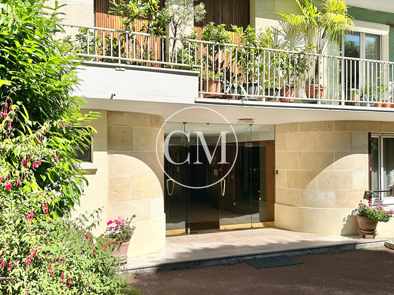 Appartement - 85 m² - 4 pièces