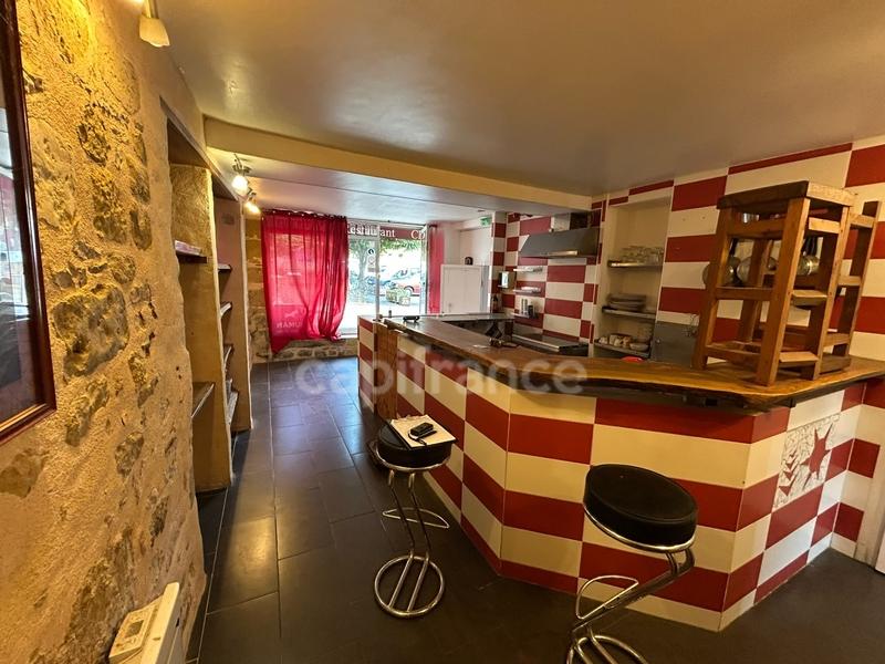 Maison - 211 m² - 4 pièces