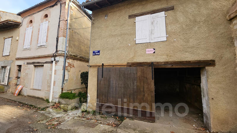 Maison - 210 m² - 6 pièces