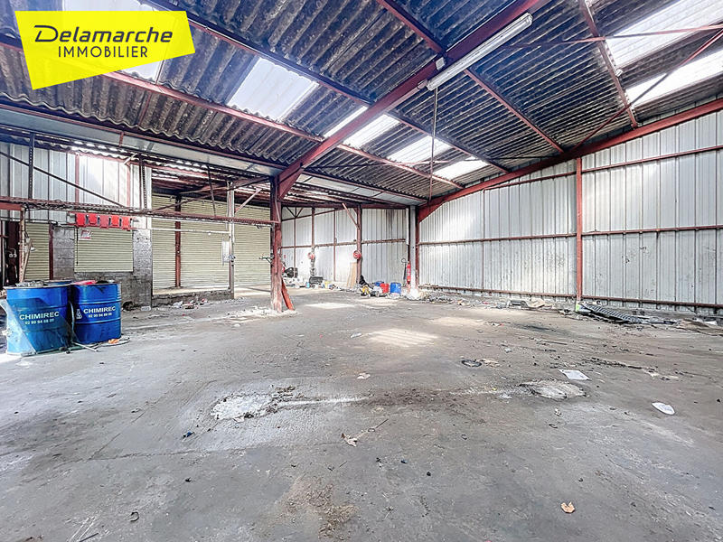 Local d'activité / Entrepôt - 390 m² - 4 pièces