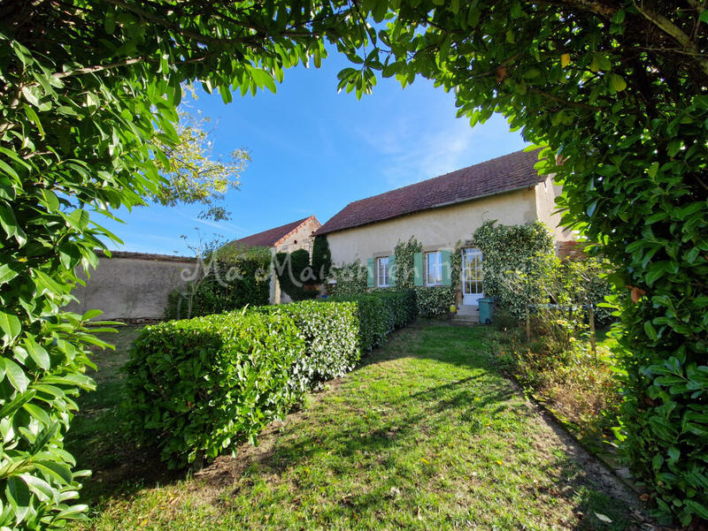 Maison - 280 m² - 13 pièces