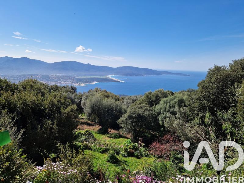 Maison - 153 m² - 6 pièces