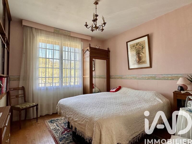 Maison - 112 m² - 4 pièces